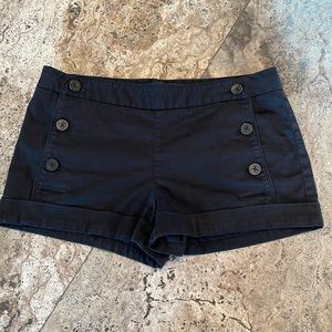 Aritzia Talula Black Shorts - Size 8
